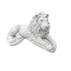Laying Lion 23&#39;&#39; Right